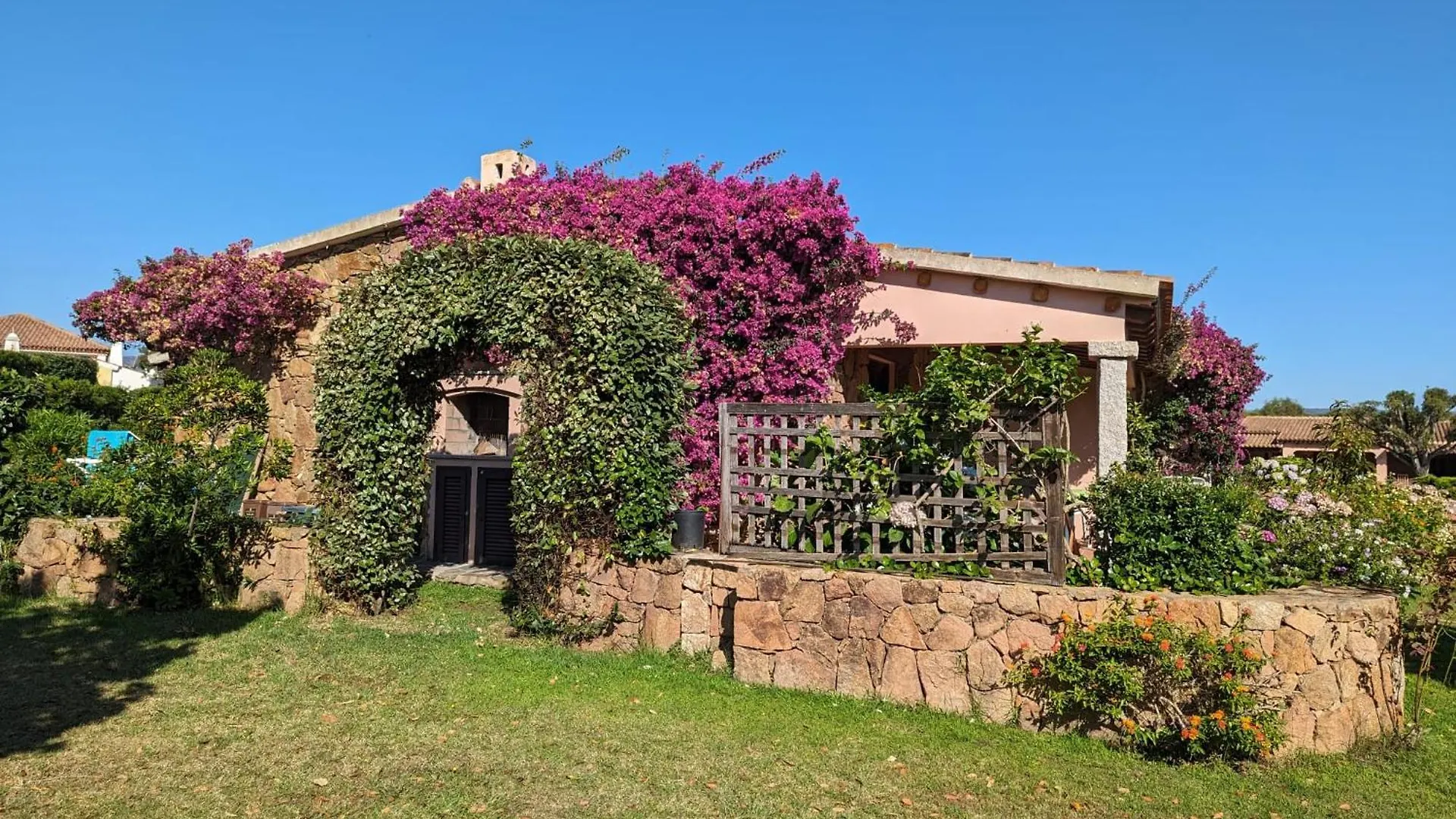 San Teodoro Beach Villa 86B